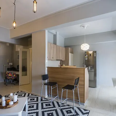 Waterkourou Kentro Apartman